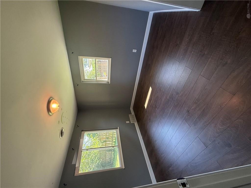 813 E Stroop Property Photo 16