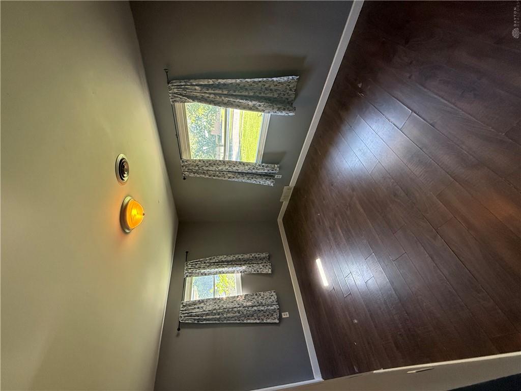 813 E Stroop Property Photo 17