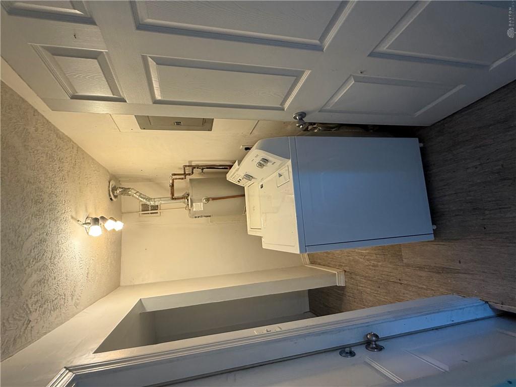 813 E Stroop Property Photo 22