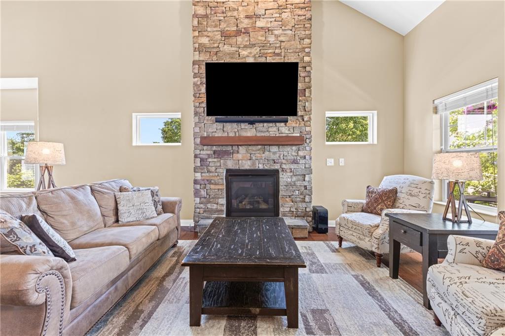3128 Artisan Property Photo 8