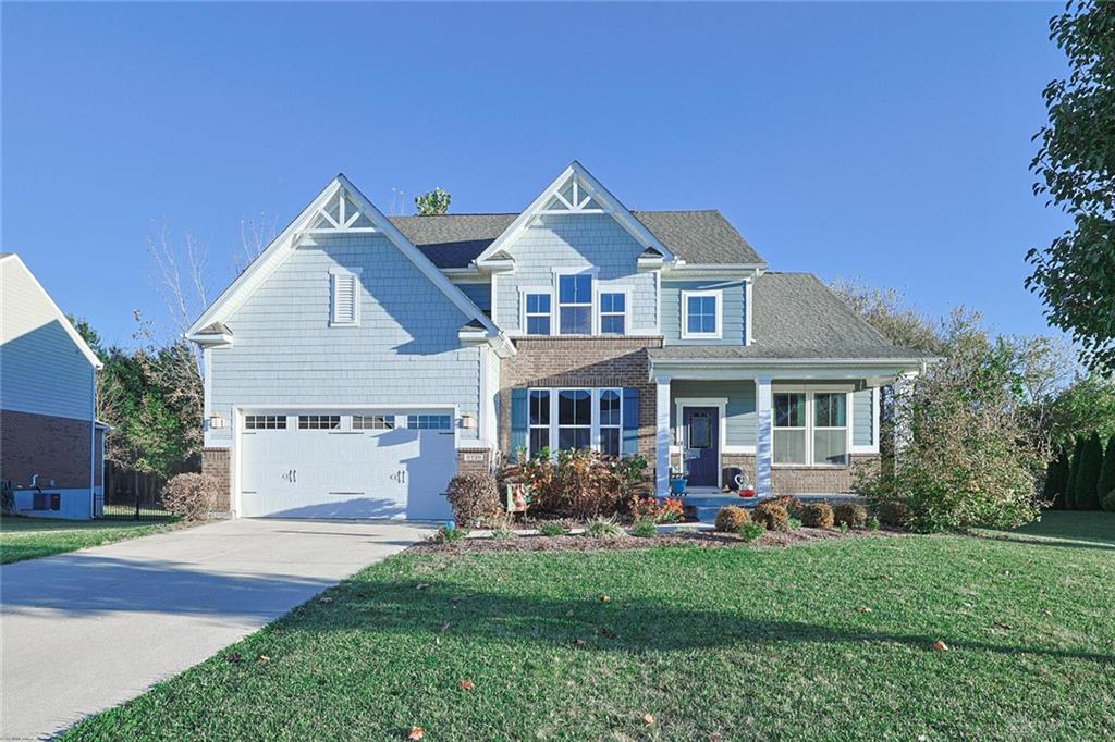 8739 Elysee Property Photo 1