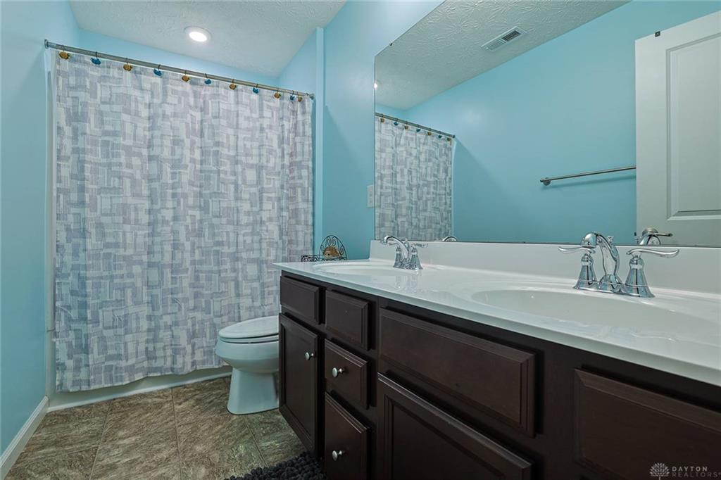 8739 Elysee Property Photo 40