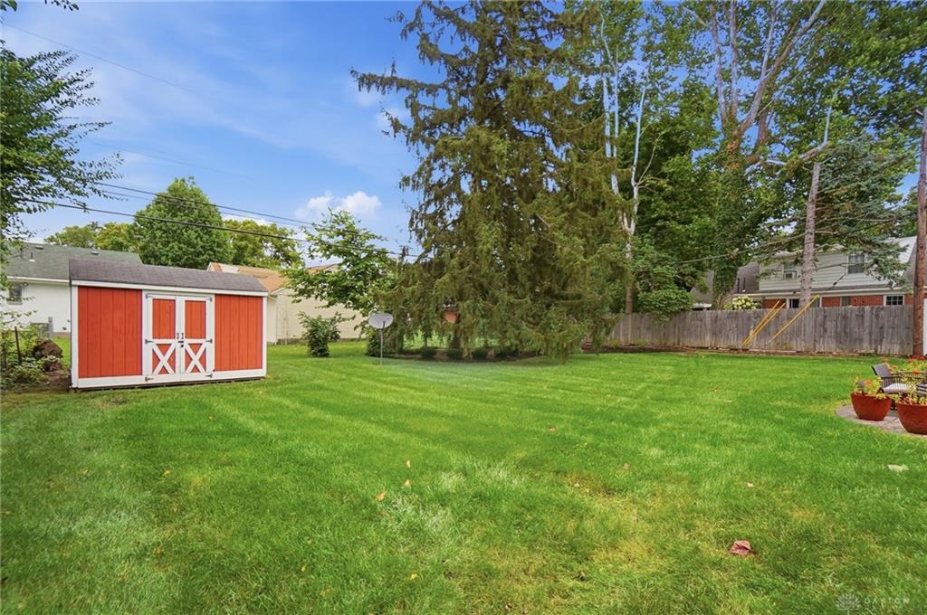 413 N Bromfield Property Photo 48