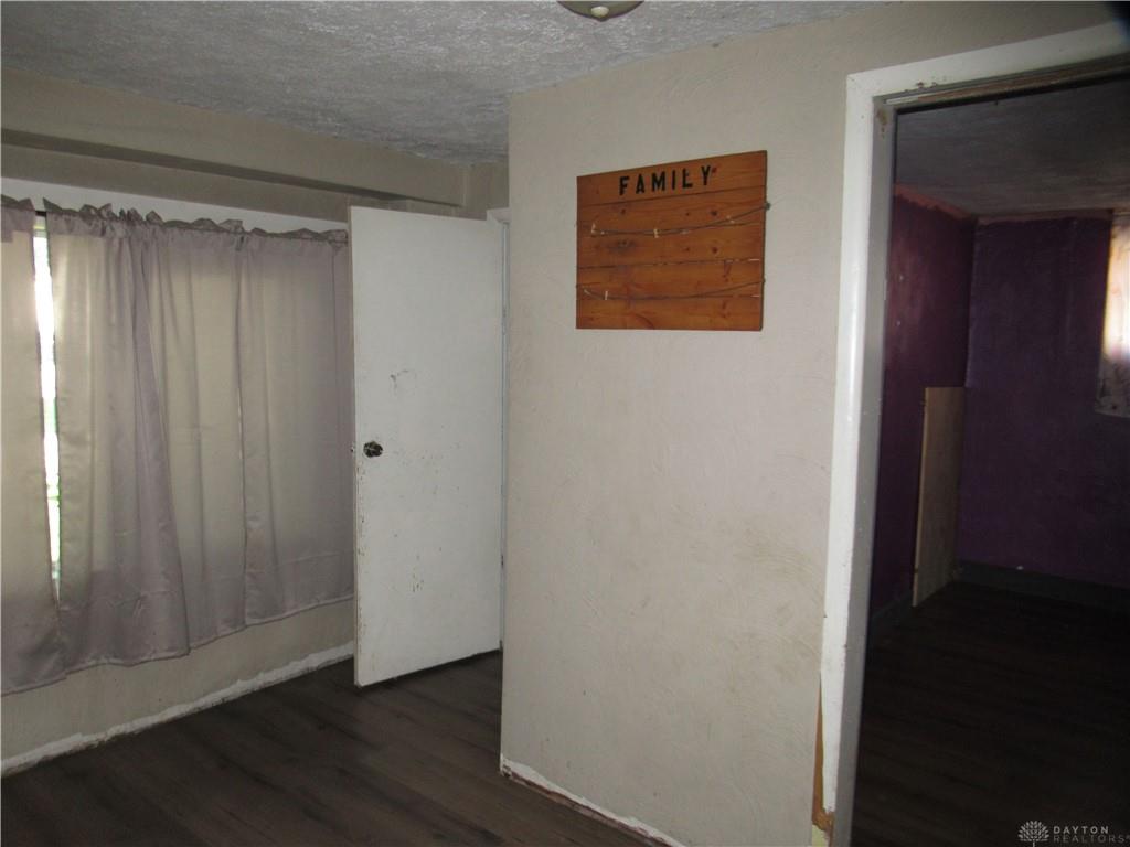 703 W South Property Photo 11