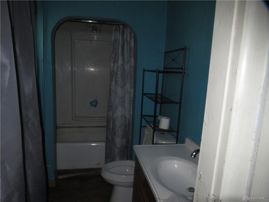 703 W South Property Photo 13