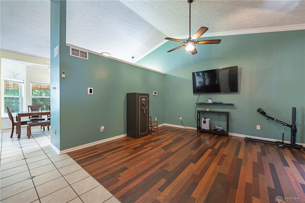 592 Sherman Property Photo 4