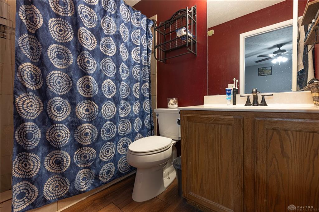 592 Sherman Property Photo 22