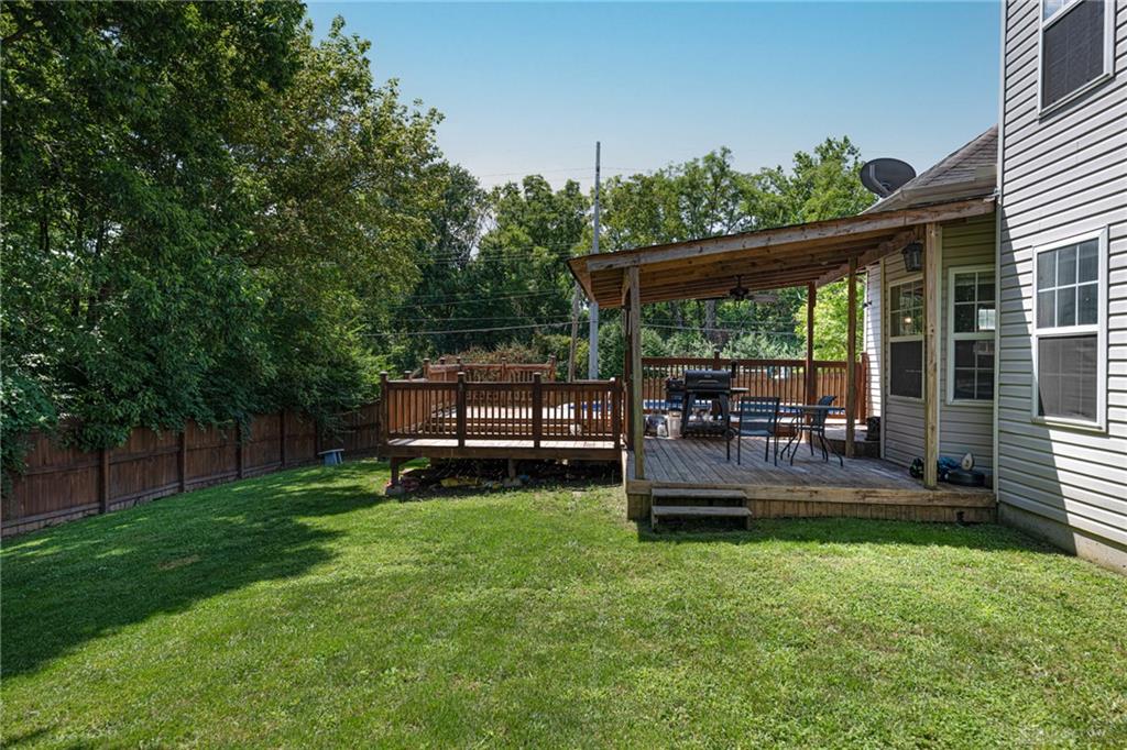 592 Sherman Property Photo 31