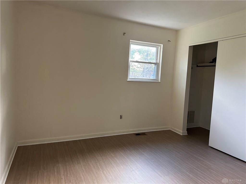 2824 Pinegrove Property Photo 8