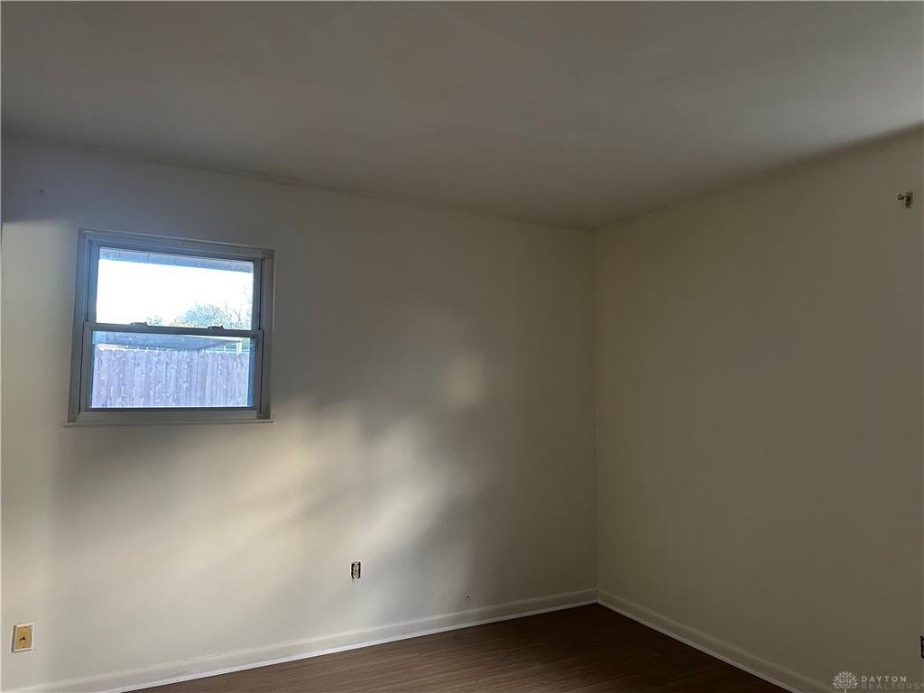 2824 Pinegrove Property Photo 11