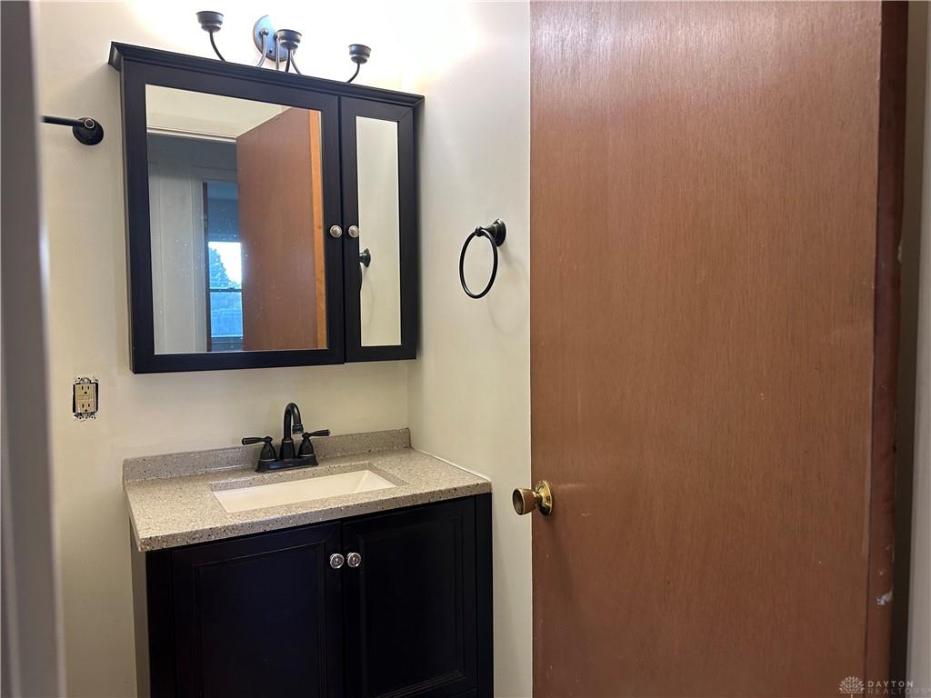 2824 Pinegrove Property Photo 13