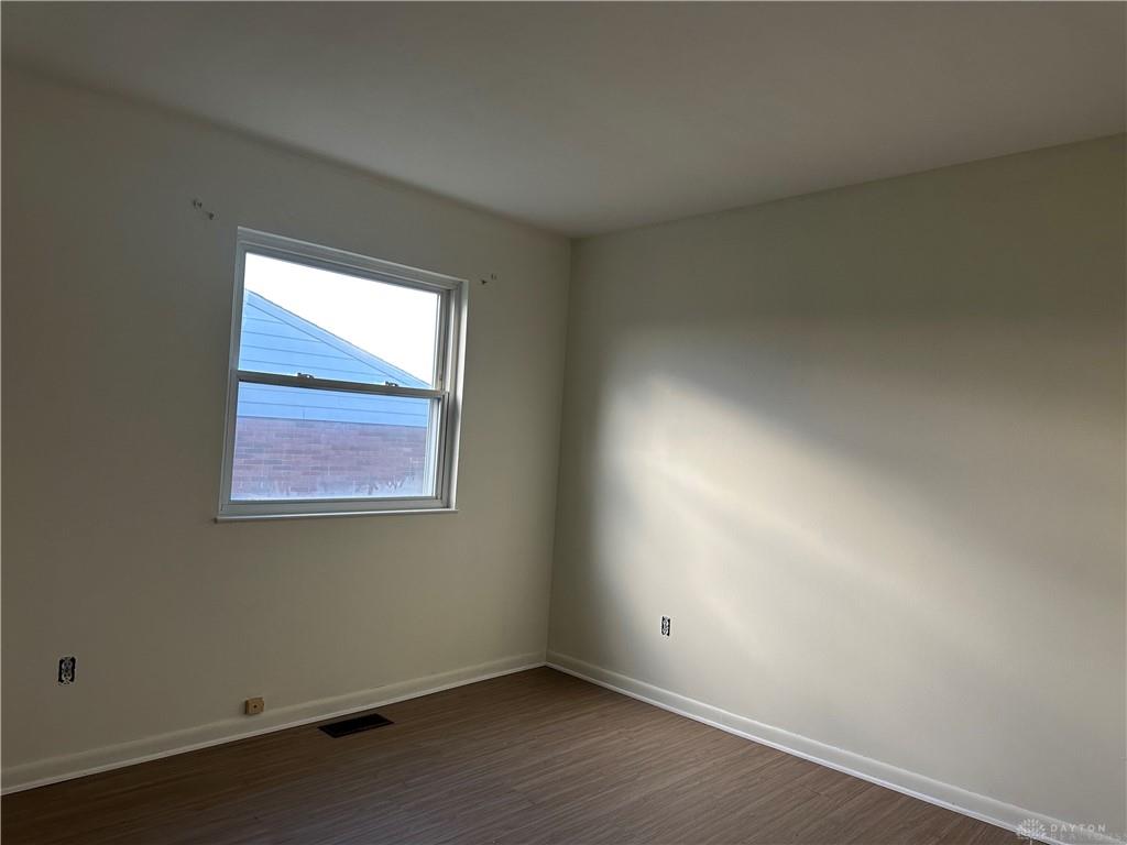 2824 Pinegrove Property Photo 14