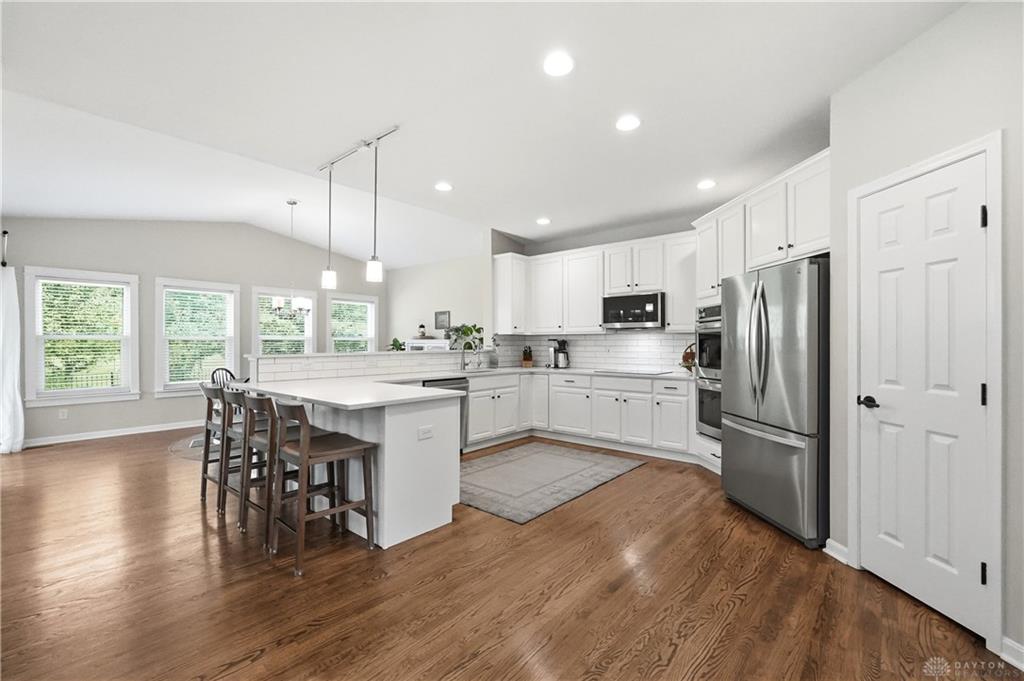 6479 Rosemont Property Photo 12