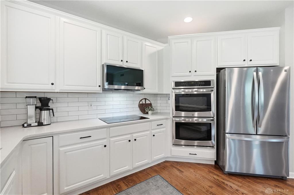 6479 Rosemont Property Photo 14