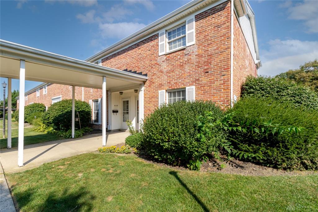 829 Clareridge Property Photo 1