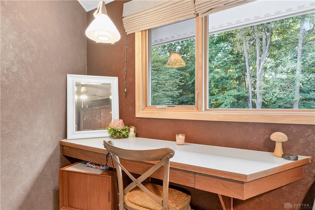 1350 Childrens Home Property Photo 14