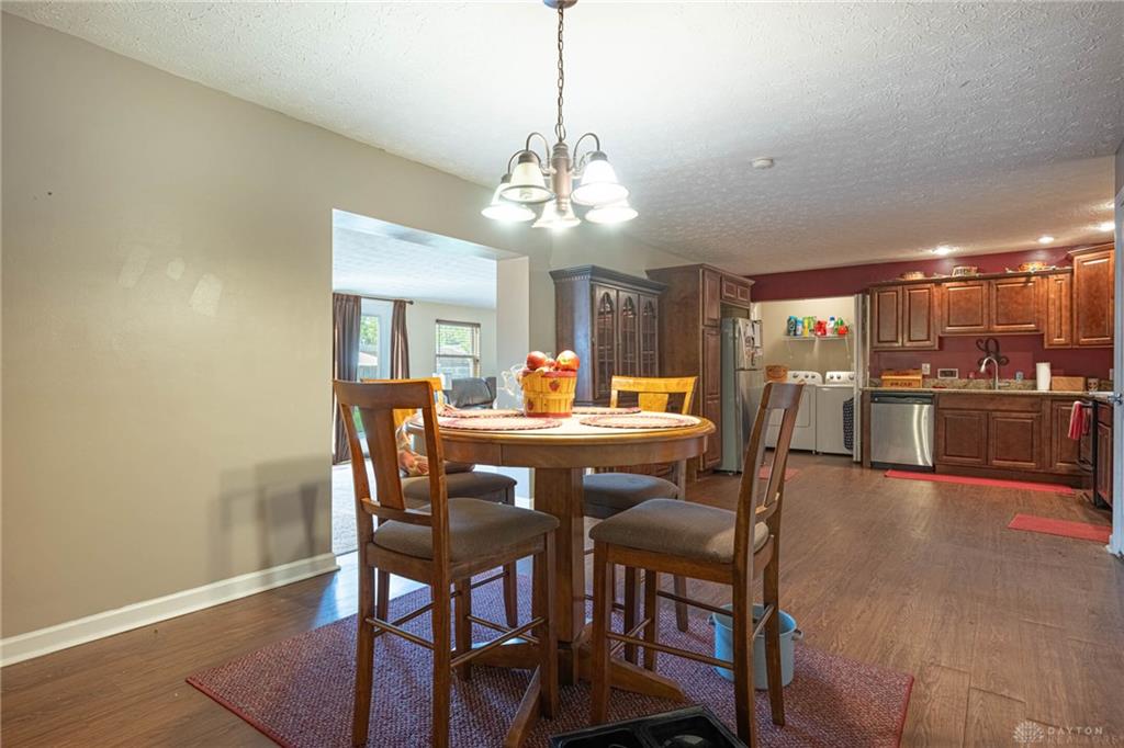 18 Kimberly Property Photo 10