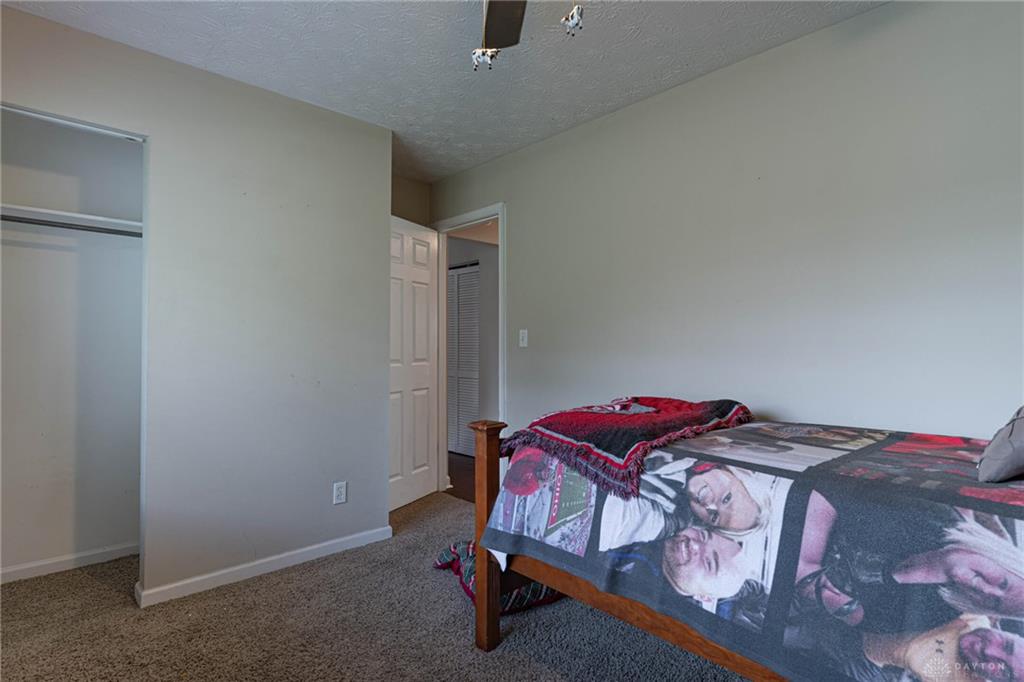 18 Kimberly Property Photo 16