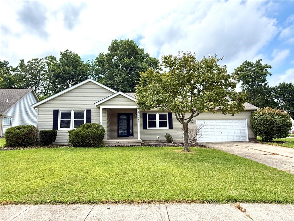 10029 Village Tree Property Photo 1