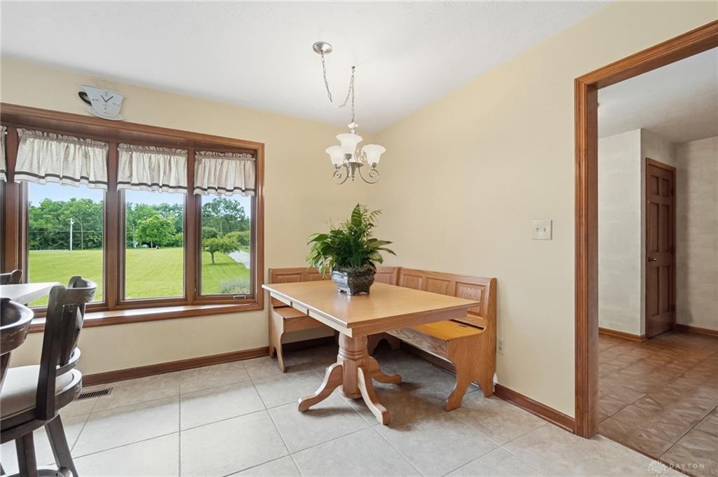 8751 Pleasant Plain Property Photo 16
