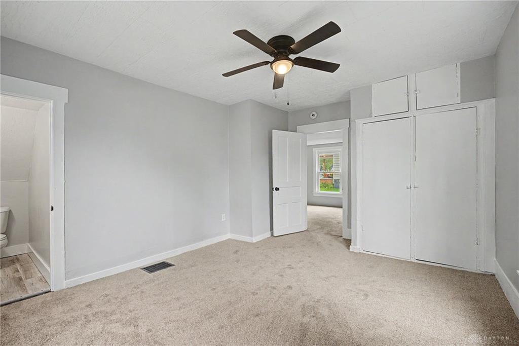 722 W Franklin Property Photo 21