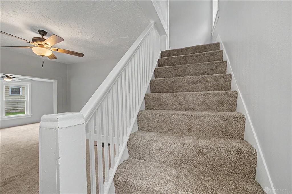 722 W Franklin Property Photo 23