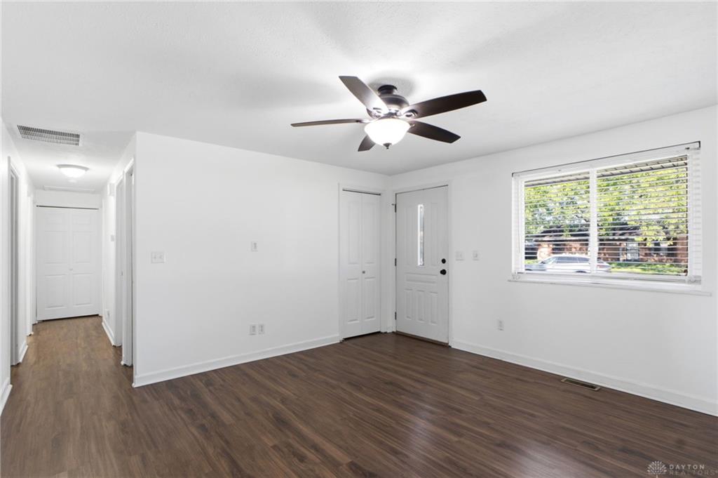 6924 Shellcross Property Photo 4
