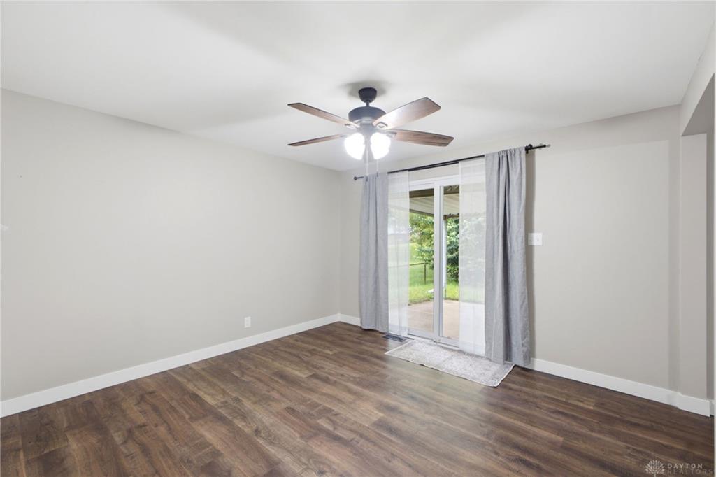 555 Adrian Property Photo 17