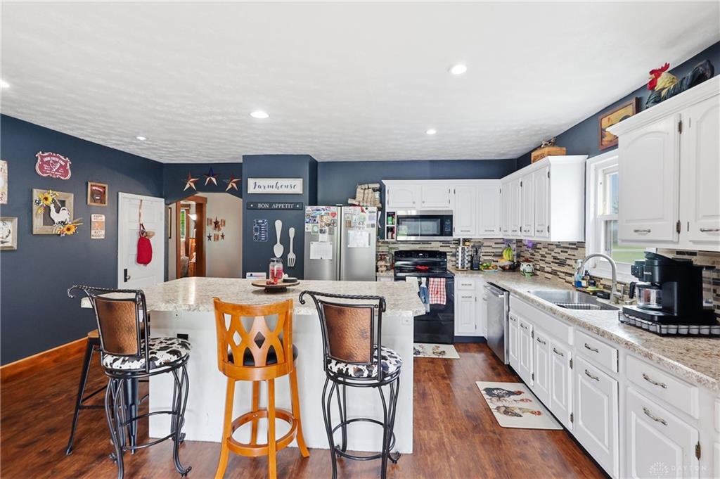 6487 Union Property Photo 13