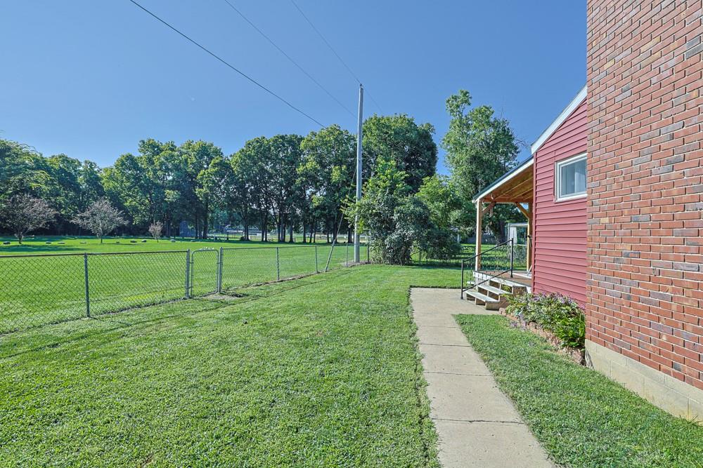 3 West Property Photo 42
