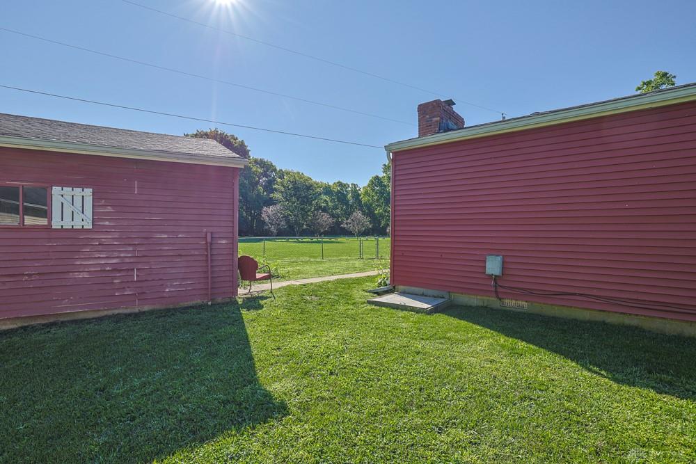 3 West Property Photo 44