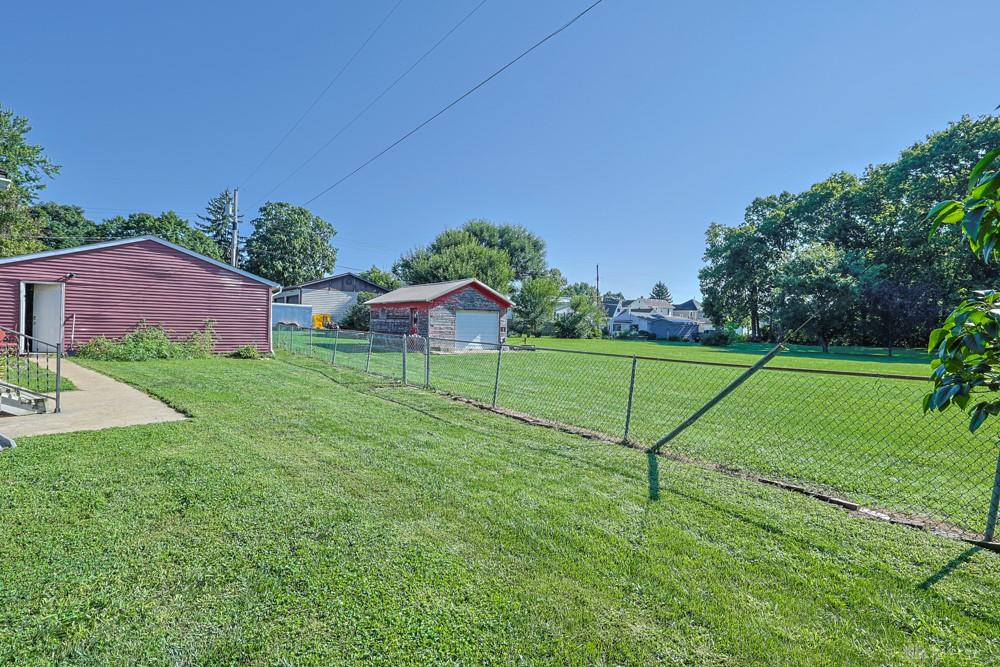 3 West Property Photo 45