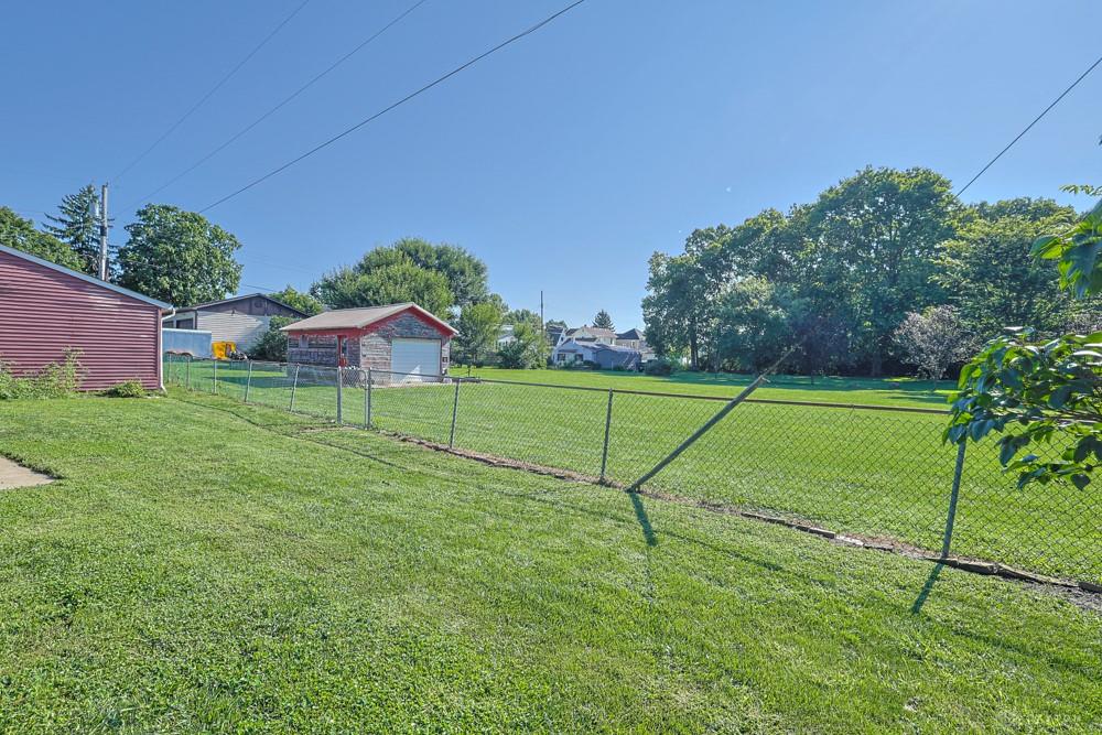 3 West Property Photo 47