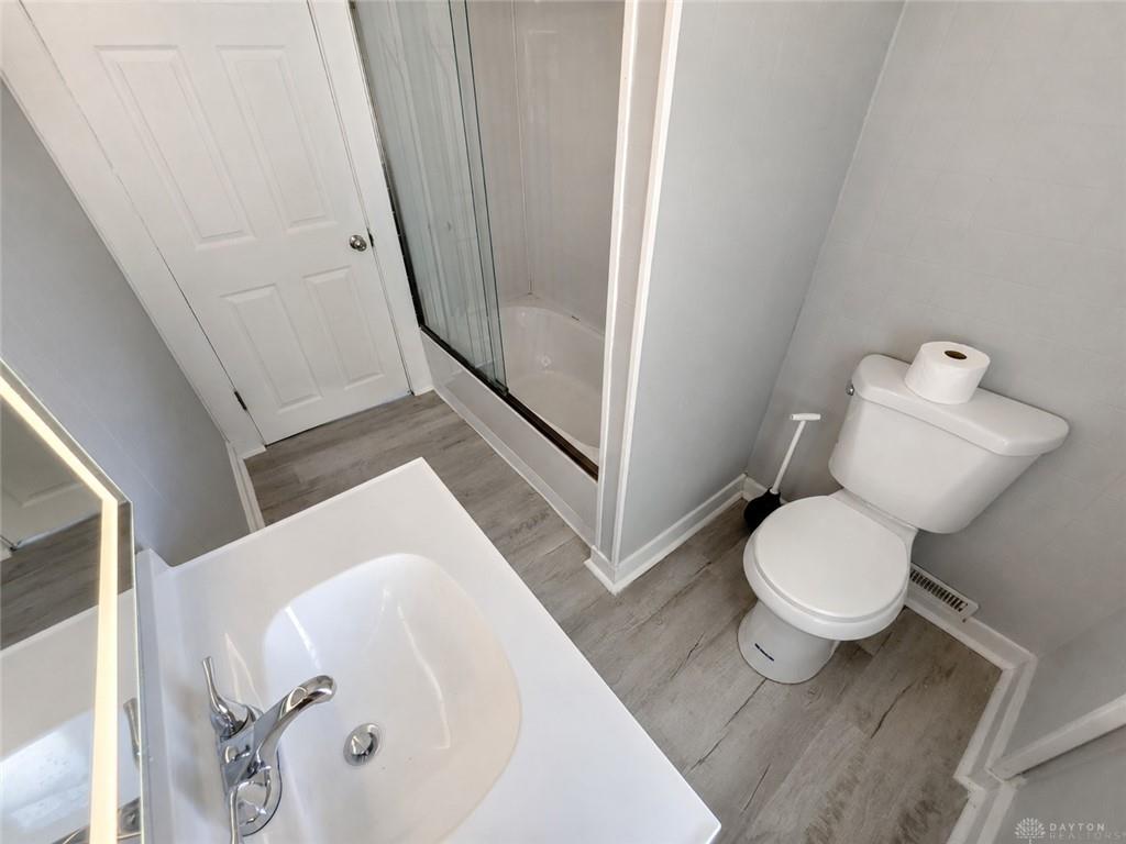 23 N Douglas Property Photo 9