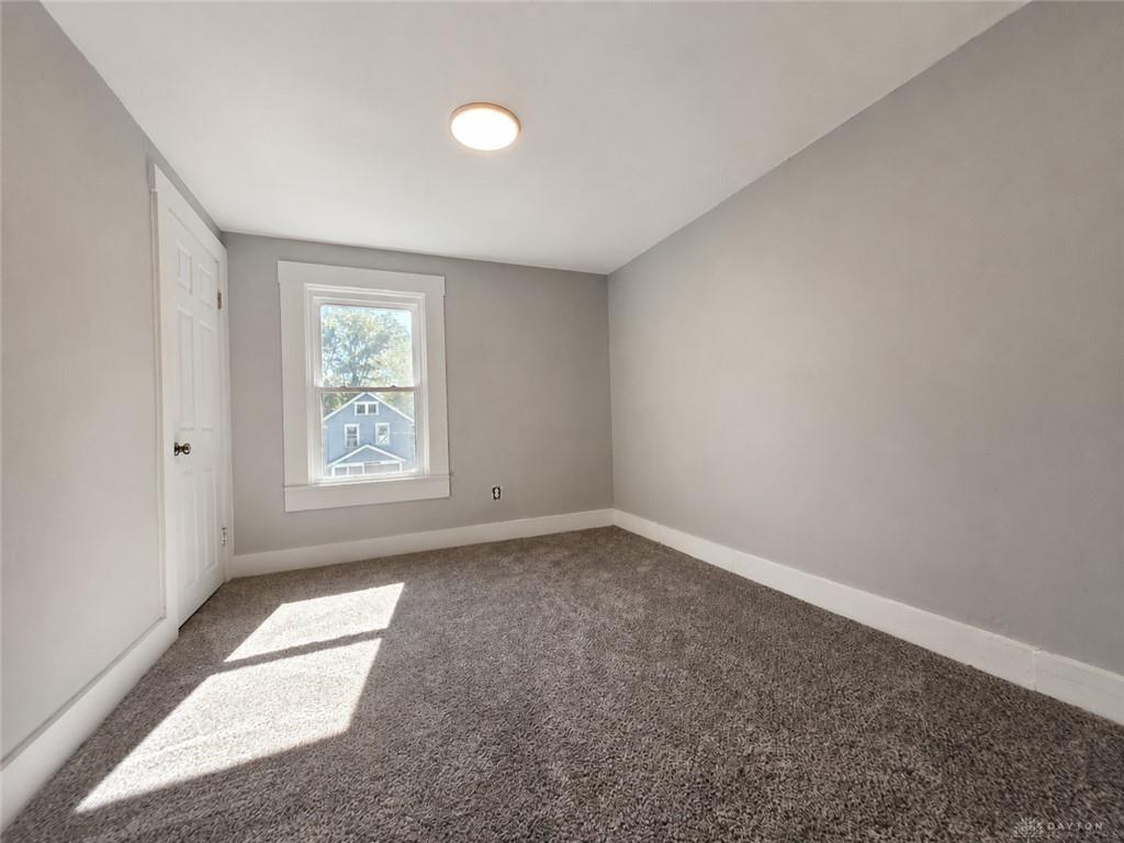 23 N Douglas Property Photo 19