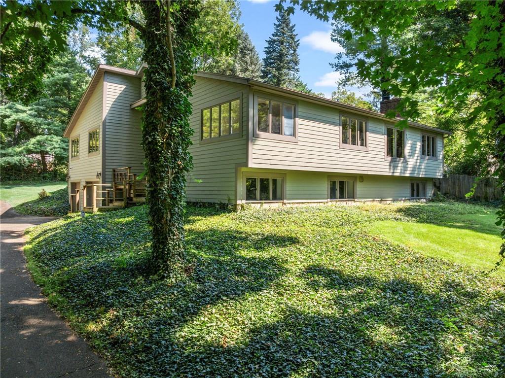 303 E Whipp Property Photo 1