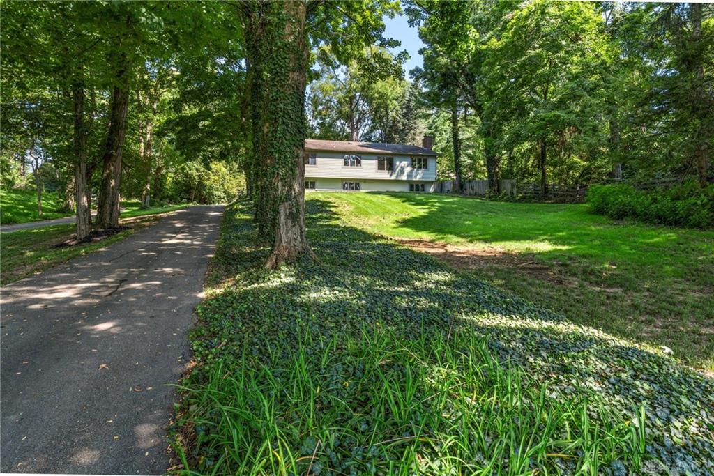 303 E Whipp Property Photo 3
