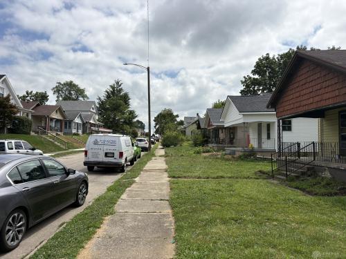 1620 Gondert Property Photo 4