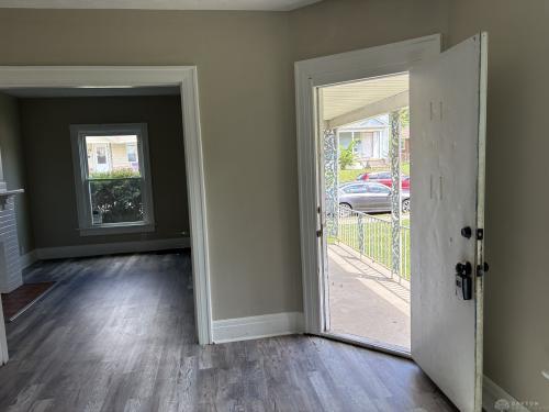 1620 Gondert Property Photo 5
