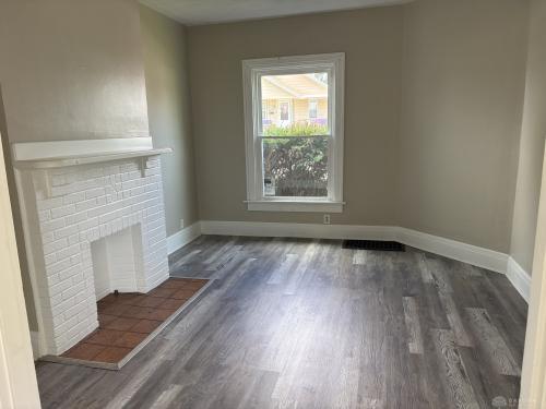 1620 Gondert Property Photo 8
