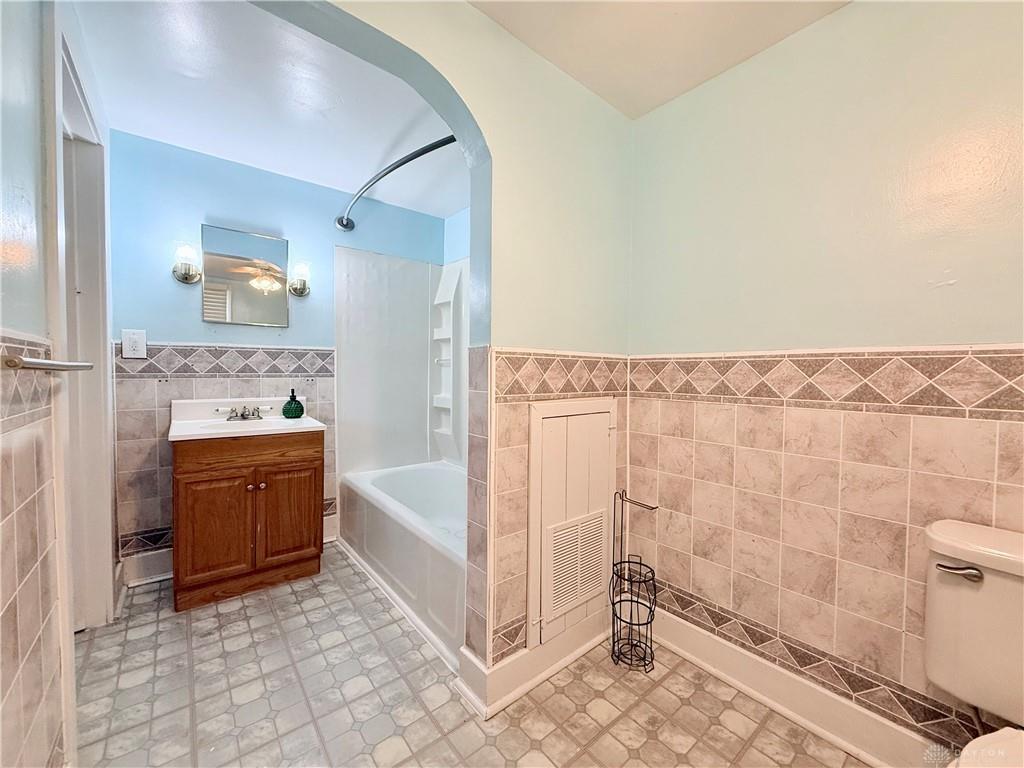 4667 Sulphur Springs Property Photo 17