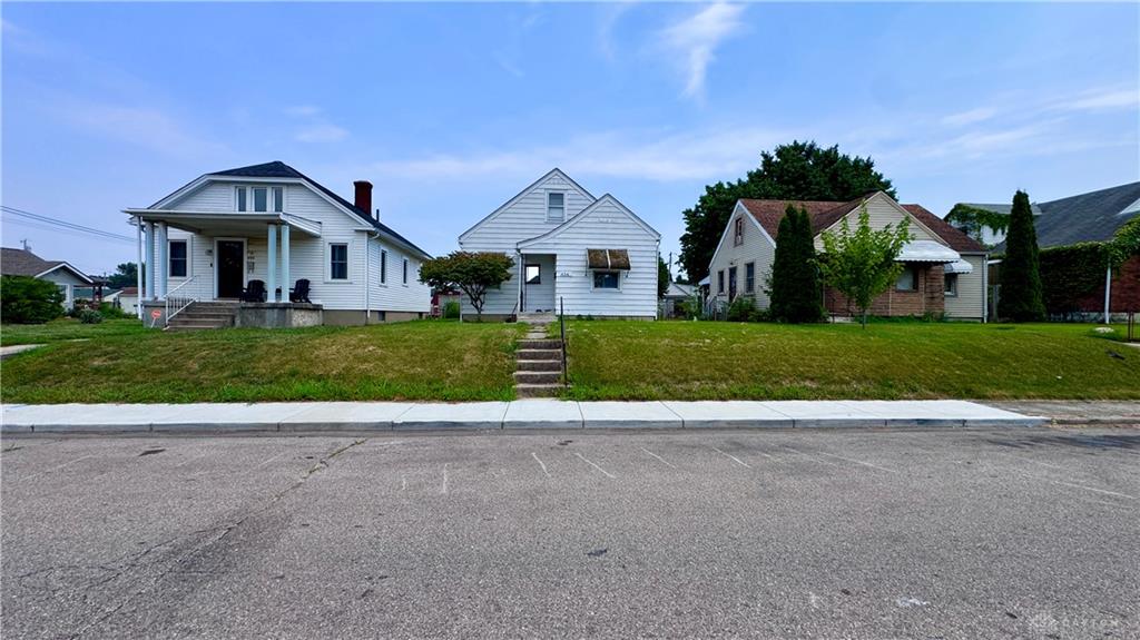 434 Grove Property Photo 5
