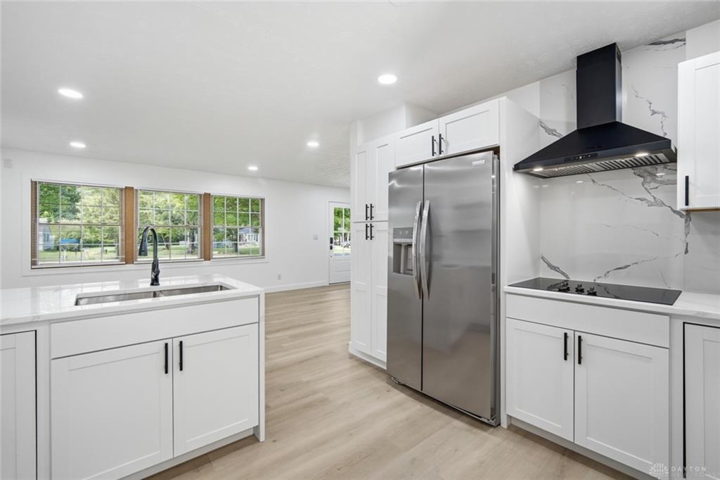 1950 W Skyview Property Photo 8