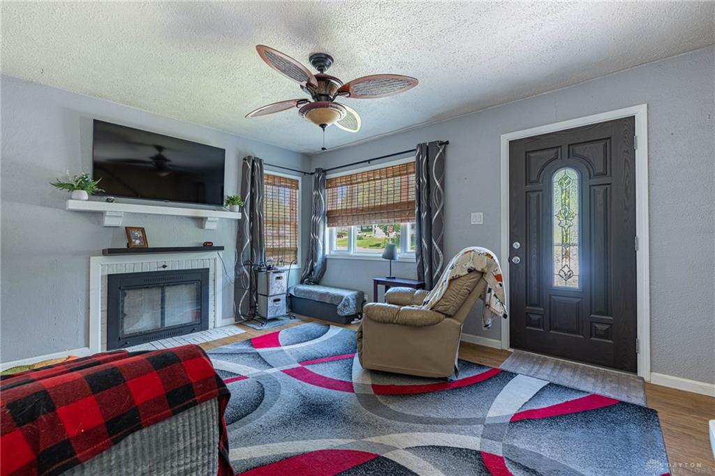 4514 Airway Property Photo 3