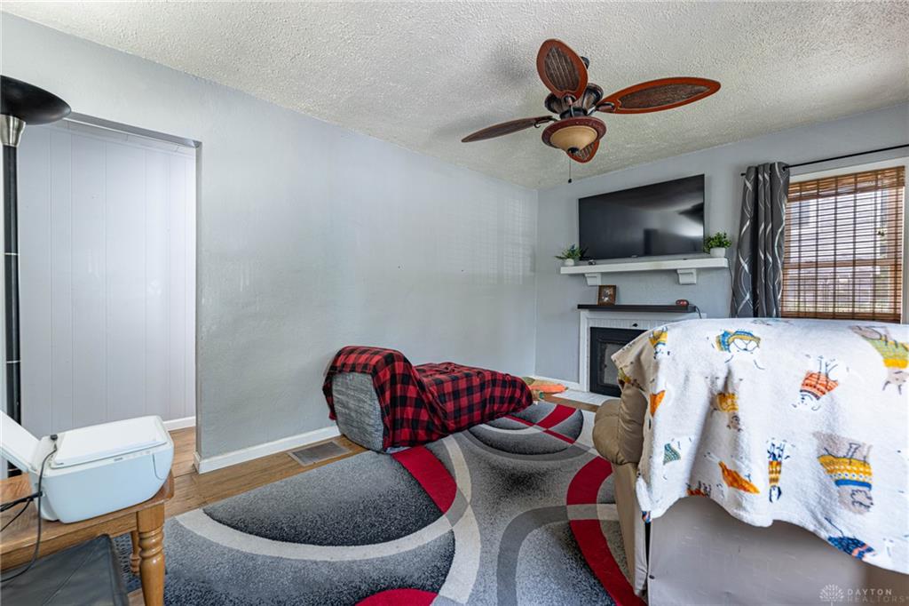4514 Airway Property Photo 5