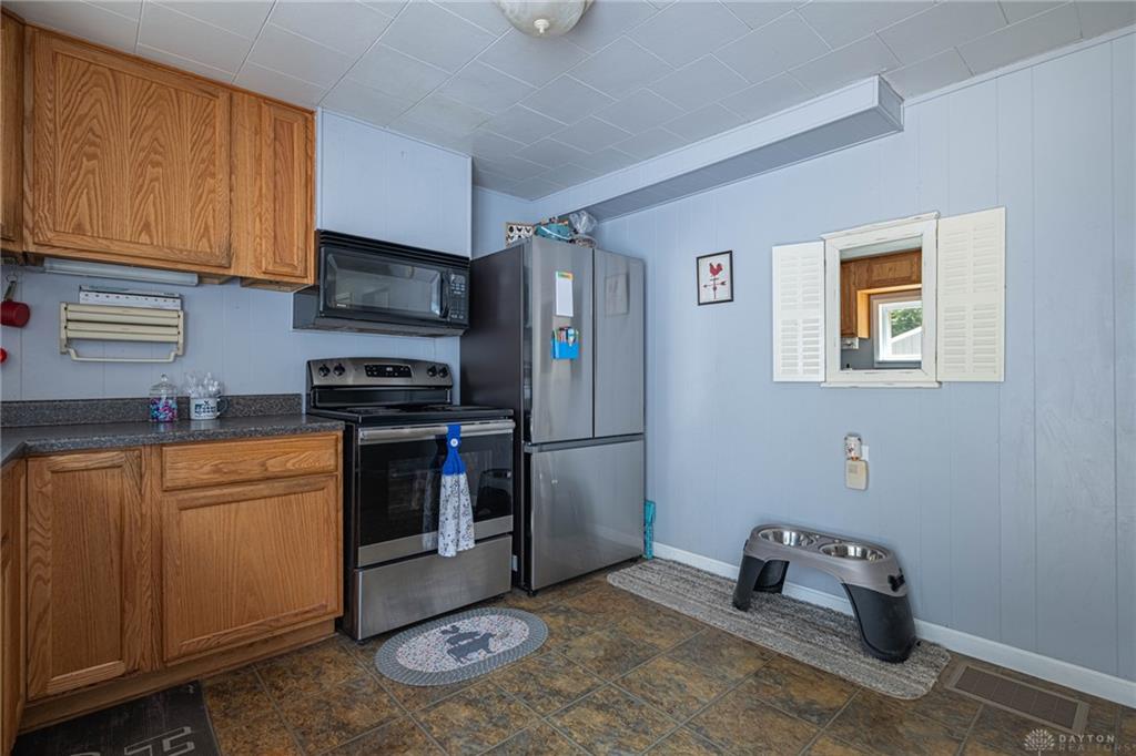 4514 Airway Property Photo 8