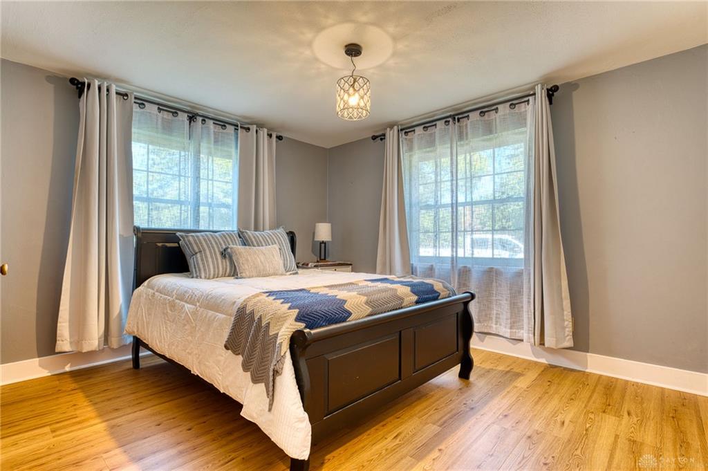 900 Devonshire Property Photo 17