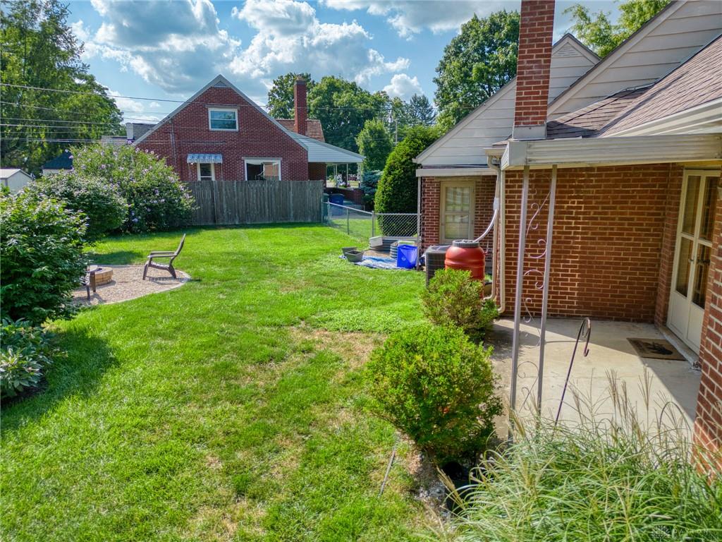 900 Devonshire Property Photo 34