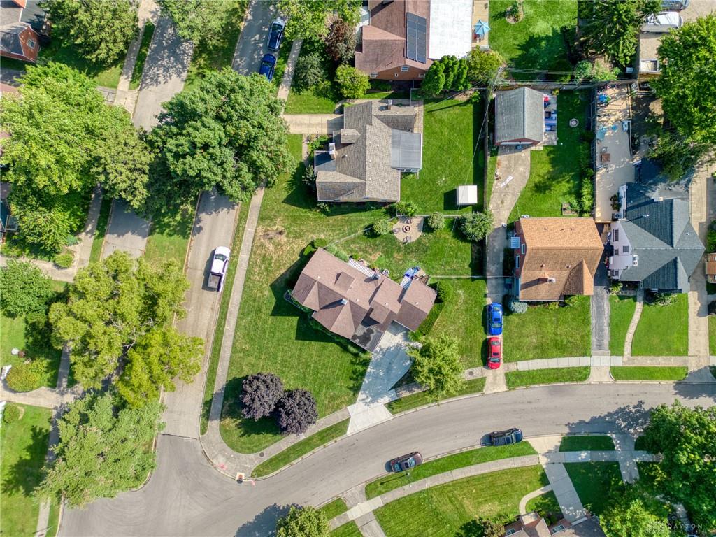 900 Devonshire Property Photo 36