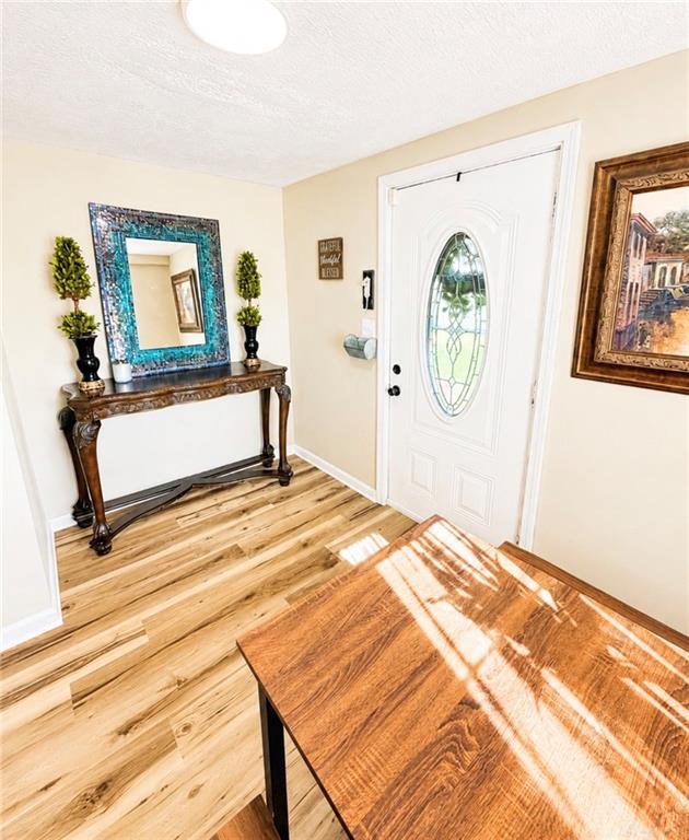 2116 Lodell Property Photo 8